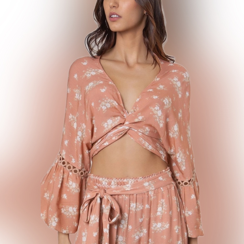 Agua Bendita Resort Angie Manila Floral Print Cropped Tie Bell Sleeve Top NWT S